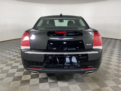 2019 Chrysler 300 Touring