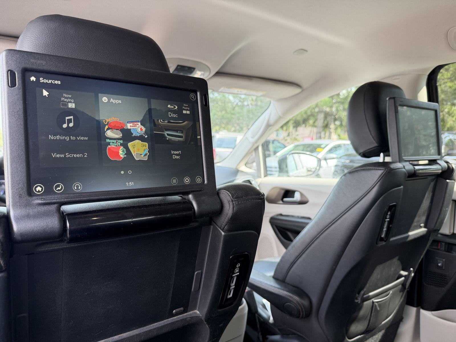 2017 Chrysler Pacifica Touring-L Plus