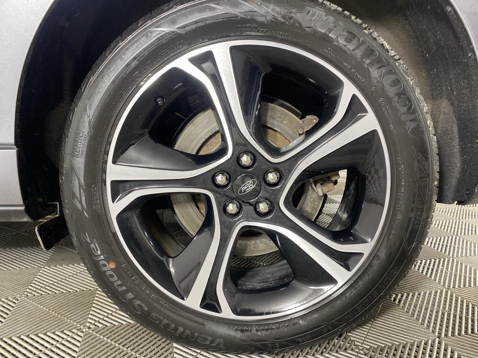 2023 Ford Edge ST