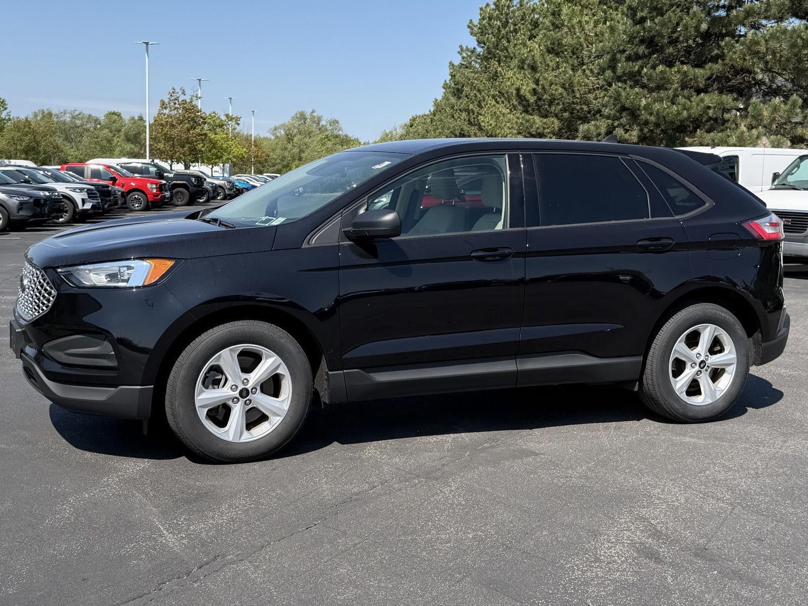 2023 Ford Edge SE