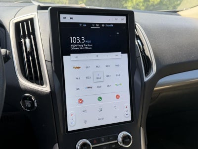 2023 Ford Edge SE