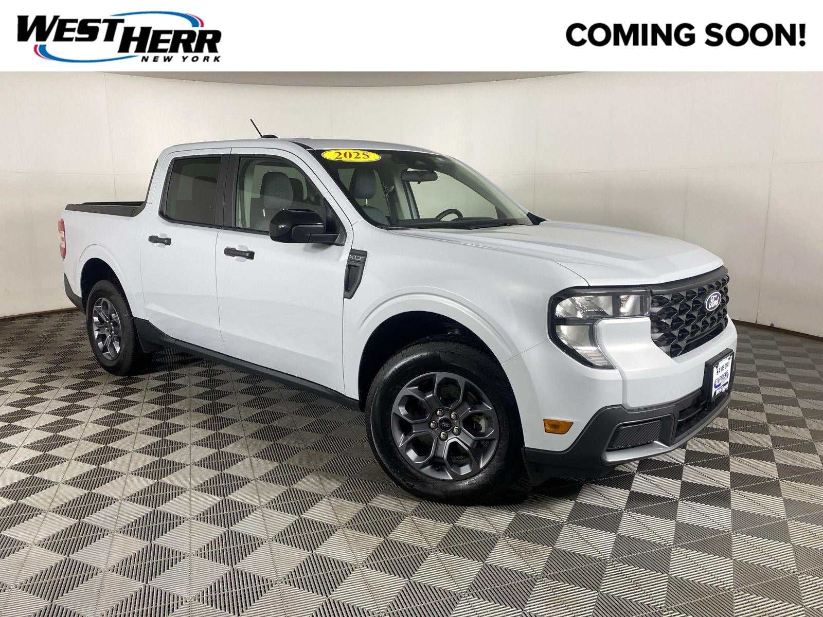 2025 Ford Maverick Base