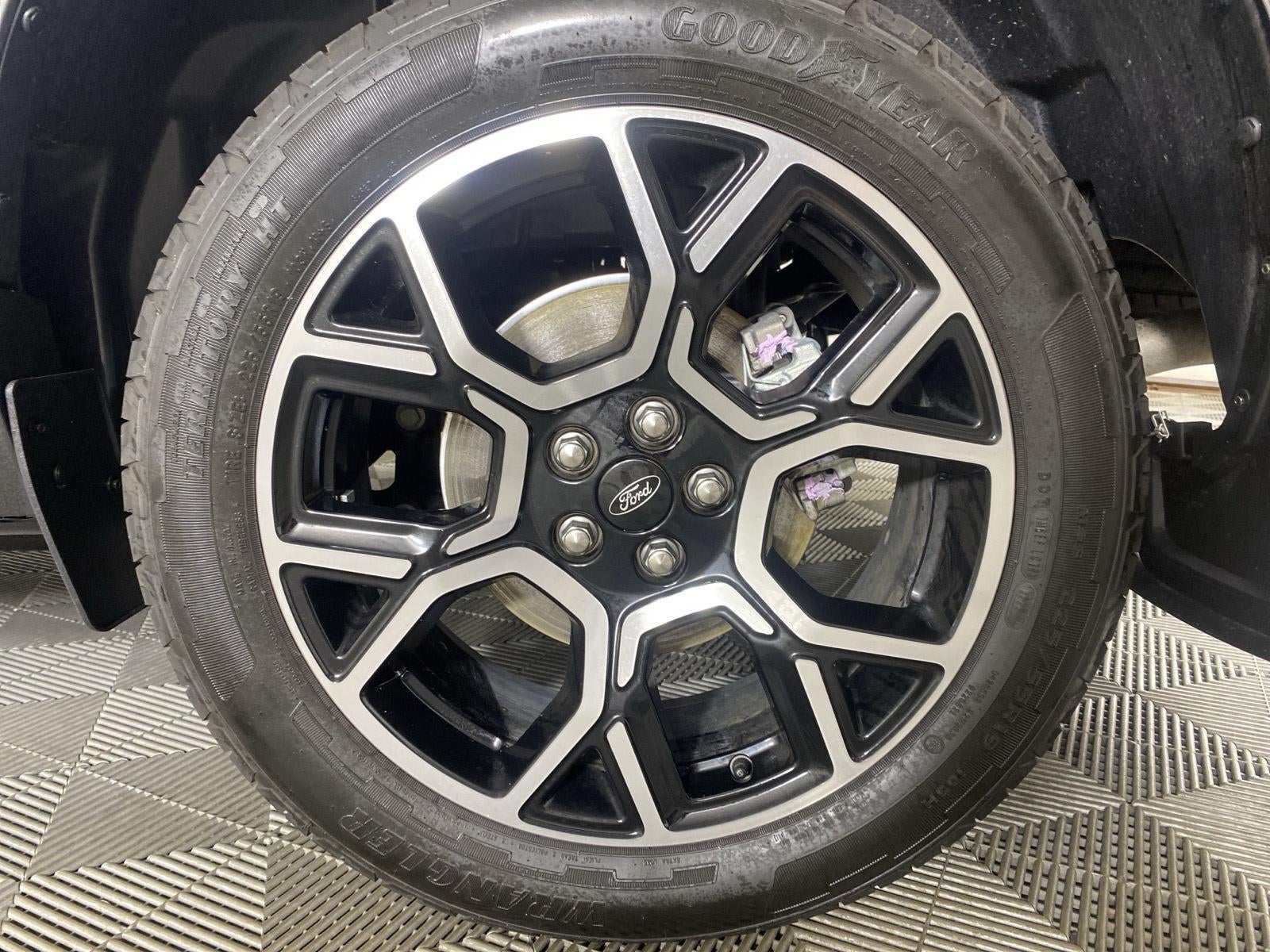 2025 Ford Maverick Base