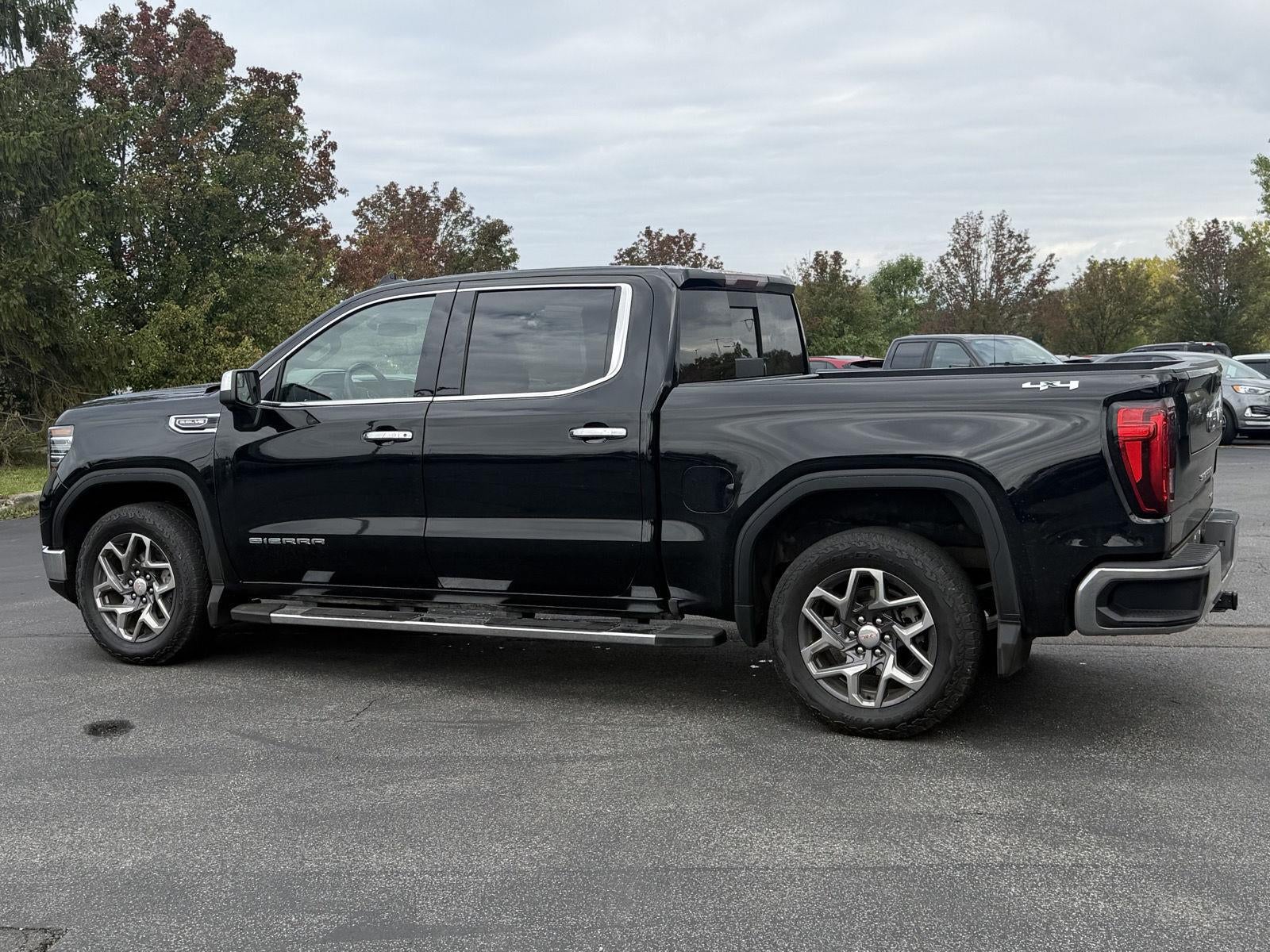 2025 GMC Sierra 1500 SLT