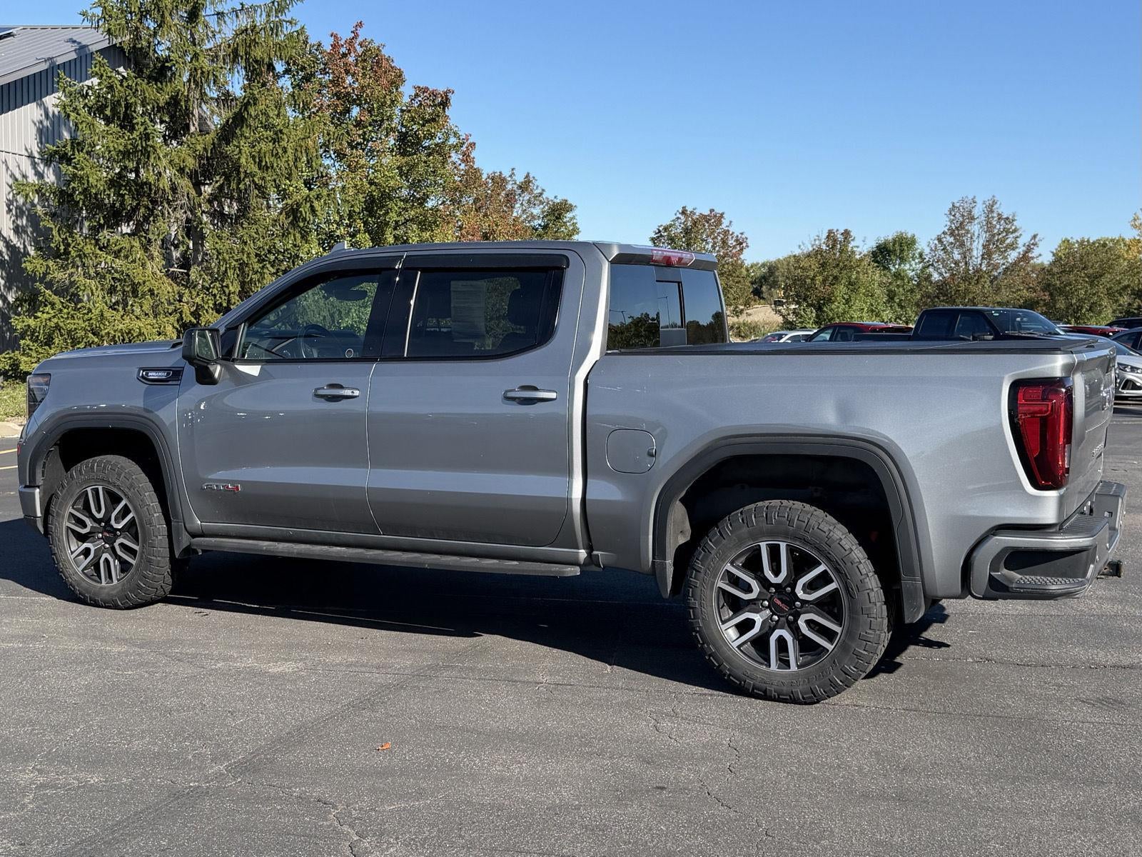 2024 GMC Sierra 1500 AT4