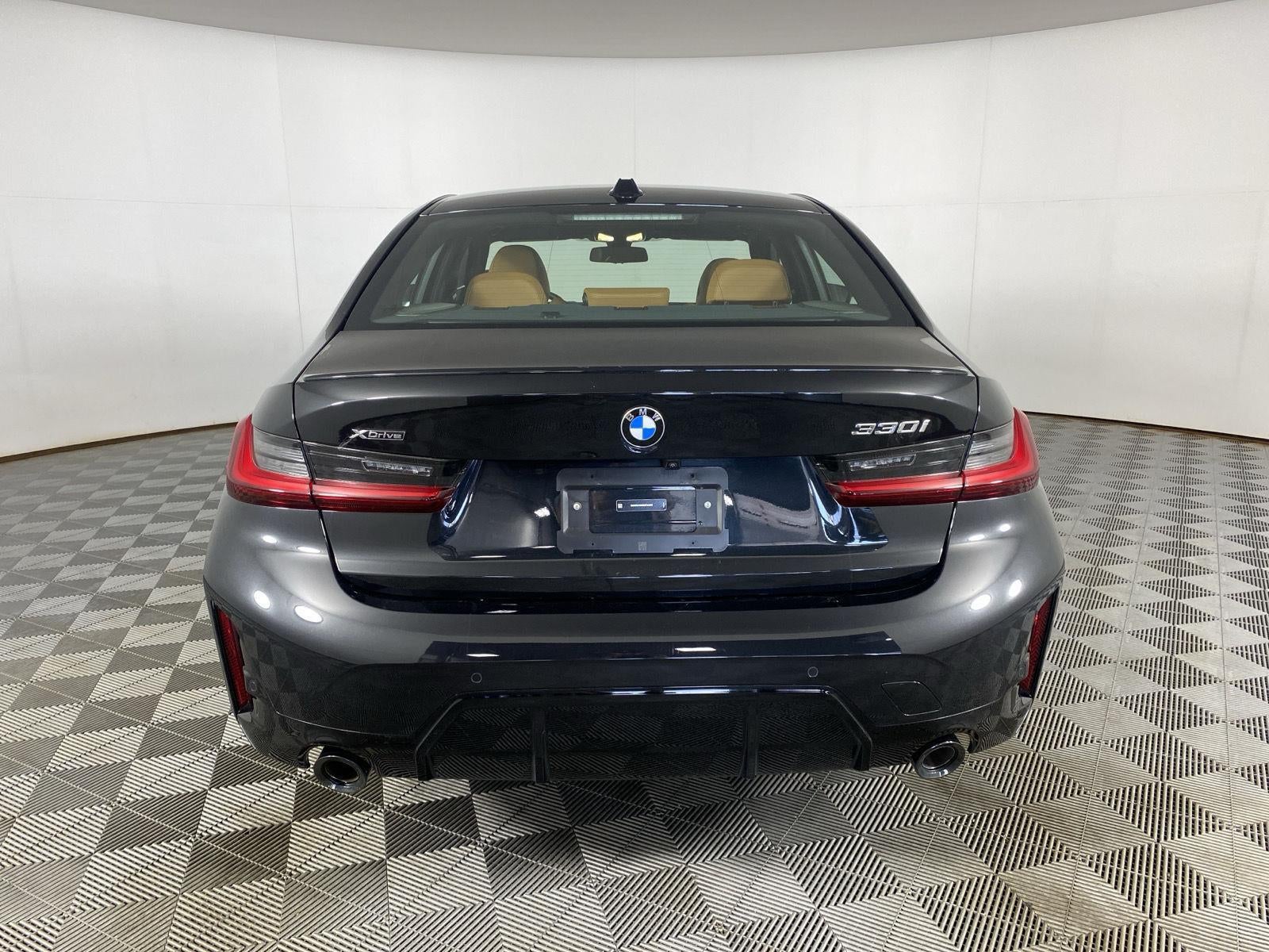 2025 BMW 3 Series 330i xDrive