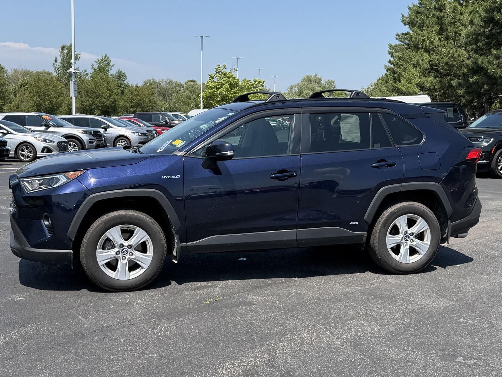 2021 Toyota RAV4 Hybrid XLE