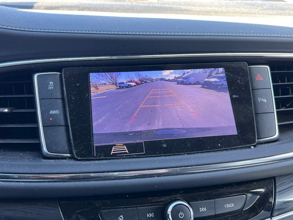 2021 Buick Enclave Essence