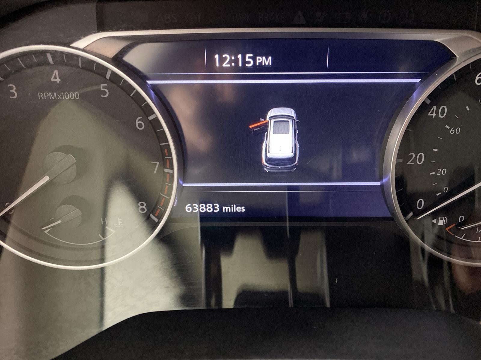2022 Nissan Pathfinder SV