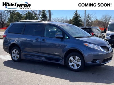 2017 Toyota Sienna L 7 Passenger