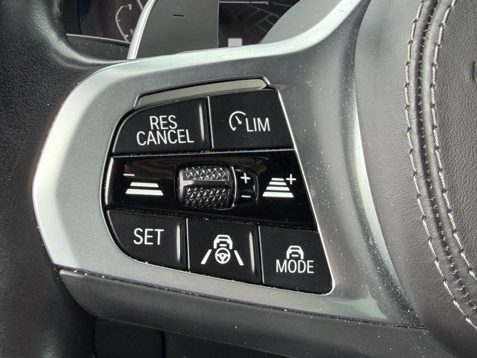 2022 BMW X5 M50i