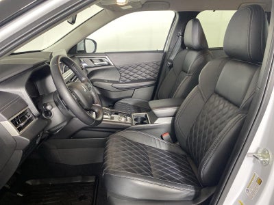 2024 Mitsubishi Outlander SEL