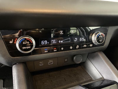 2024 Mitsubishi Outlander SEL