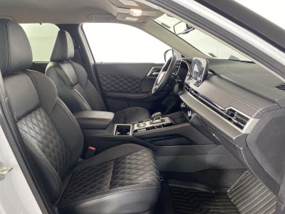 2024 Mitsubishi Outlander SEL