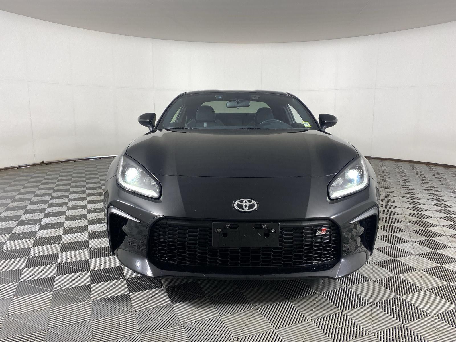 2025 Toyota GR86 Premium