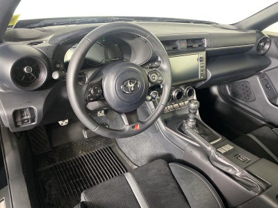 2025 Toyota GR86 Premium