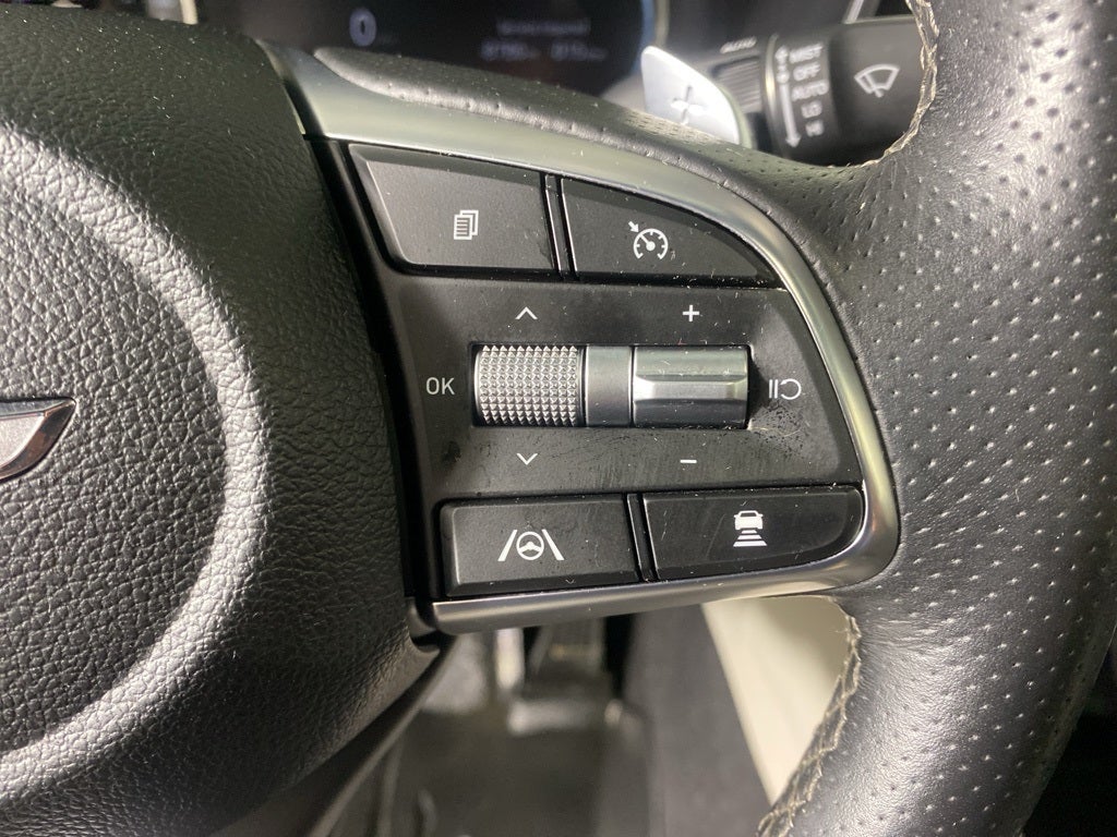 2022 Genesis G70 2.0T