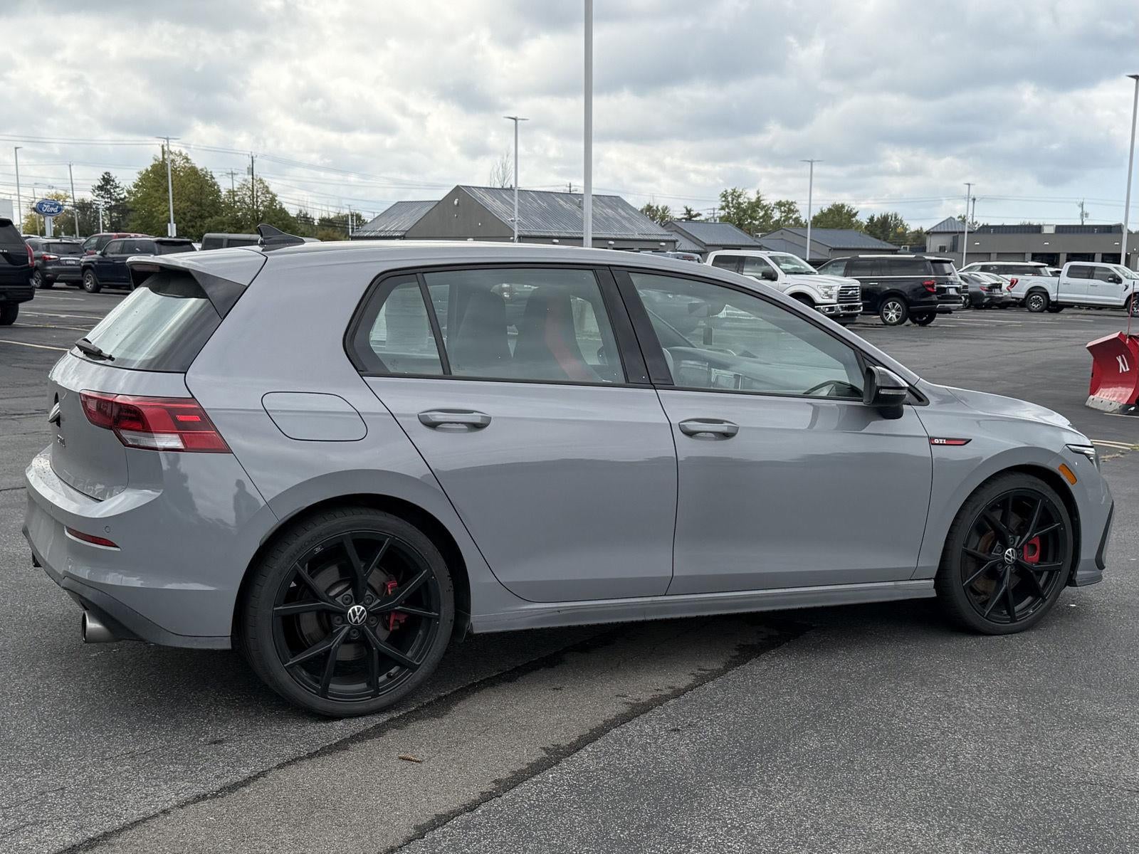 2024 Volkswagen Golf GTI 380 S