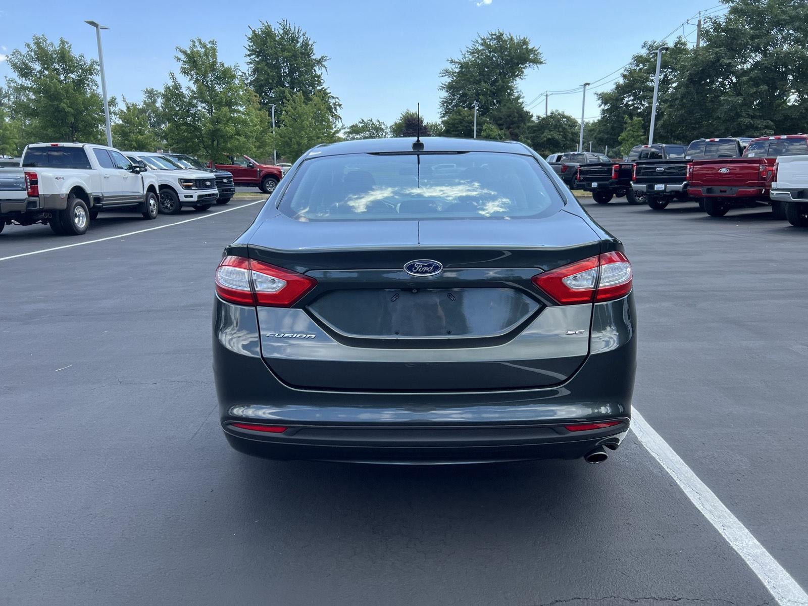 2016 Ford Fusion SE