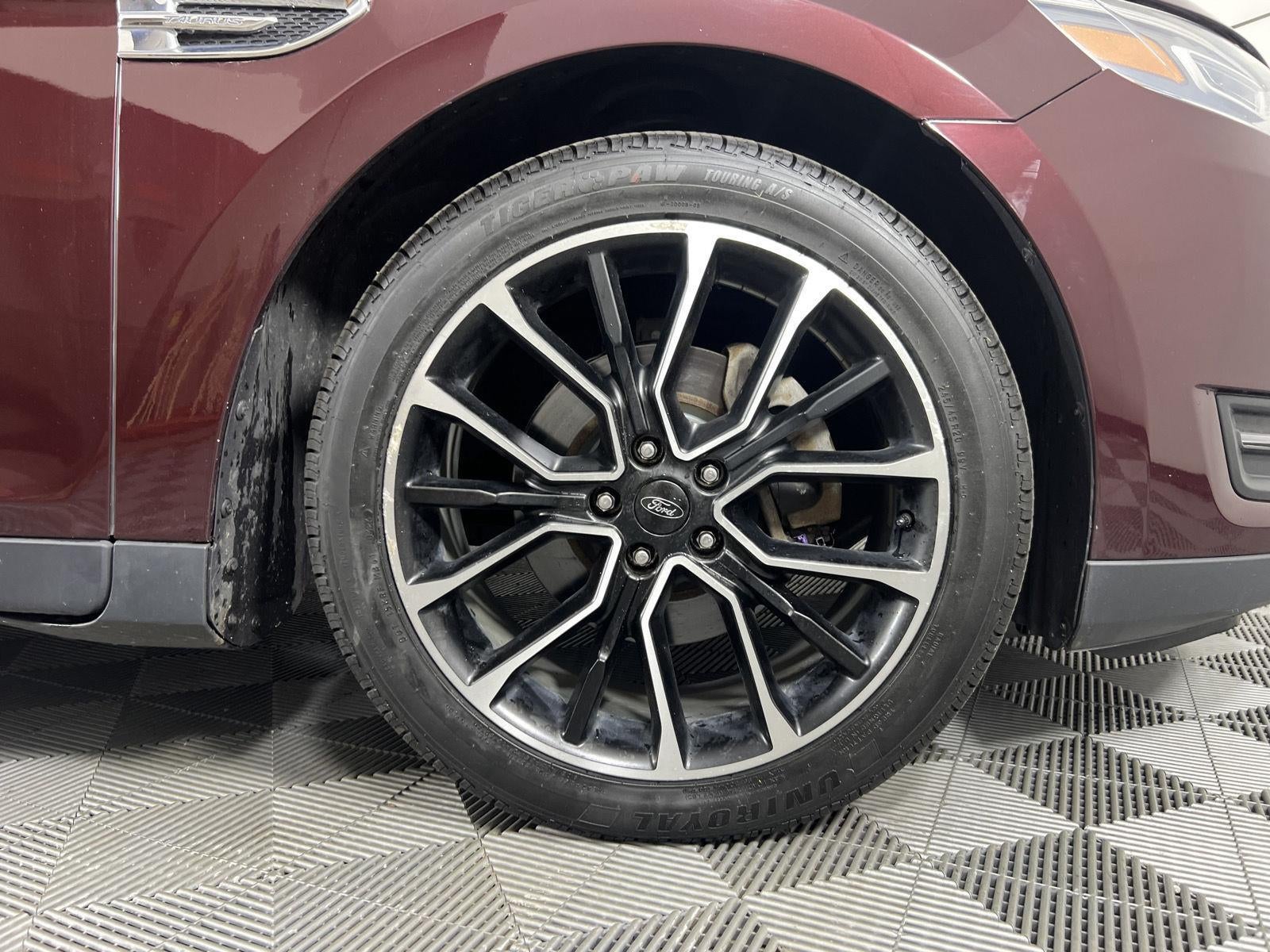 2018 Ford Taurus SEL