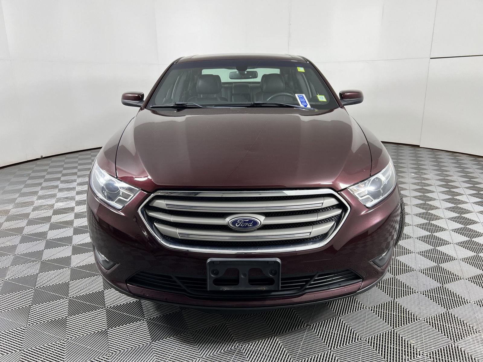 2018 Ford Taurus SEL