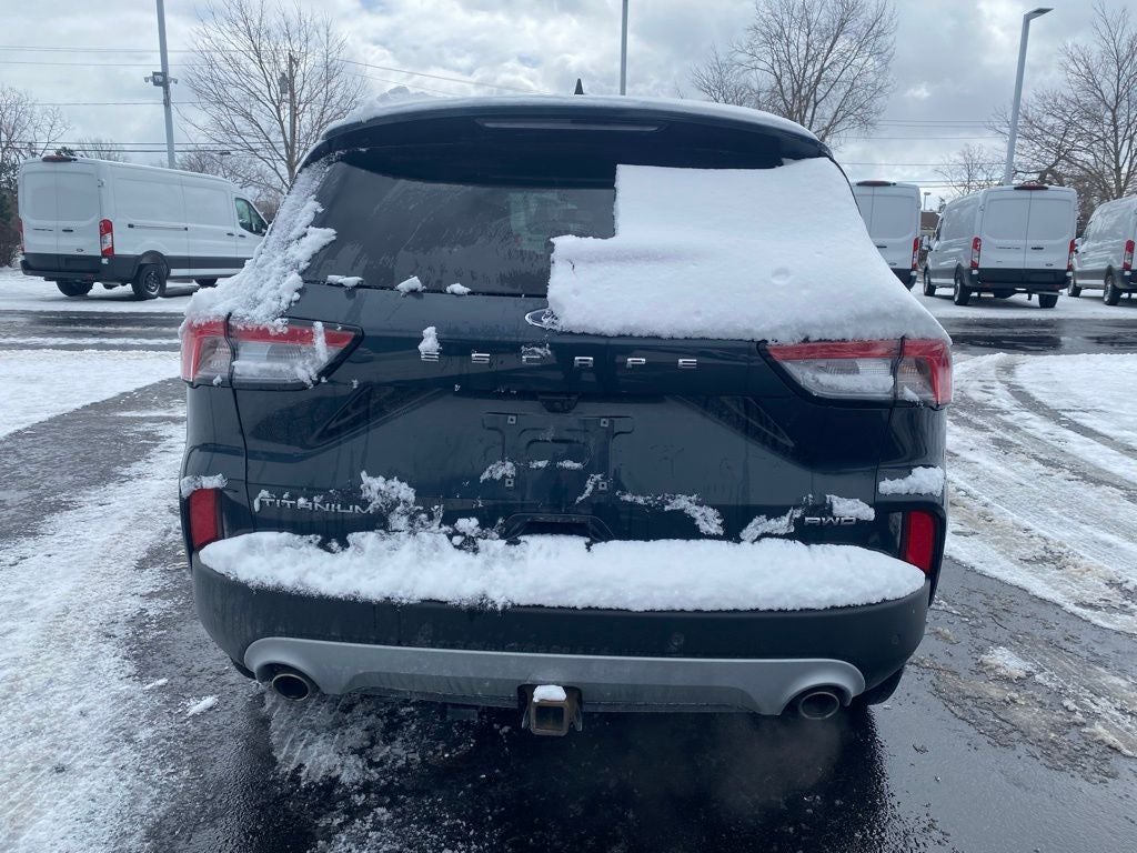 2022 Ford Escape Titanium