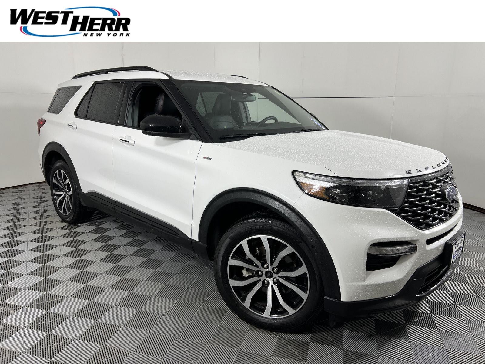 2022 Ford Explorer ST-Line