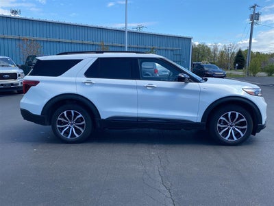 2022 Ford Explorer ST-Line
