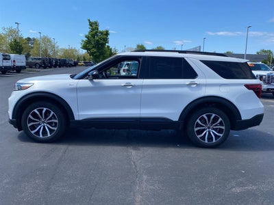 2022 Ford Explorer ST-Line