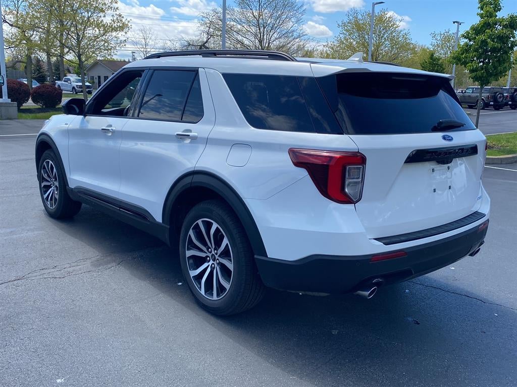 2022 Ford Explorer ST-Line
