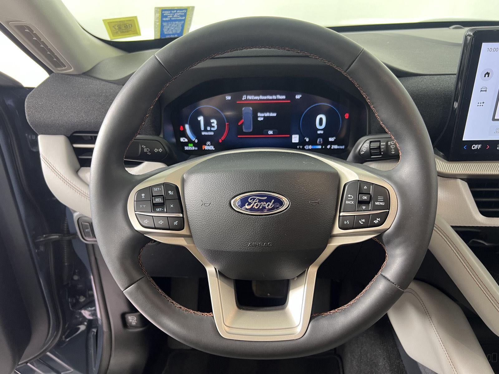 2026 Ford Explorer Active w/200A Pkg