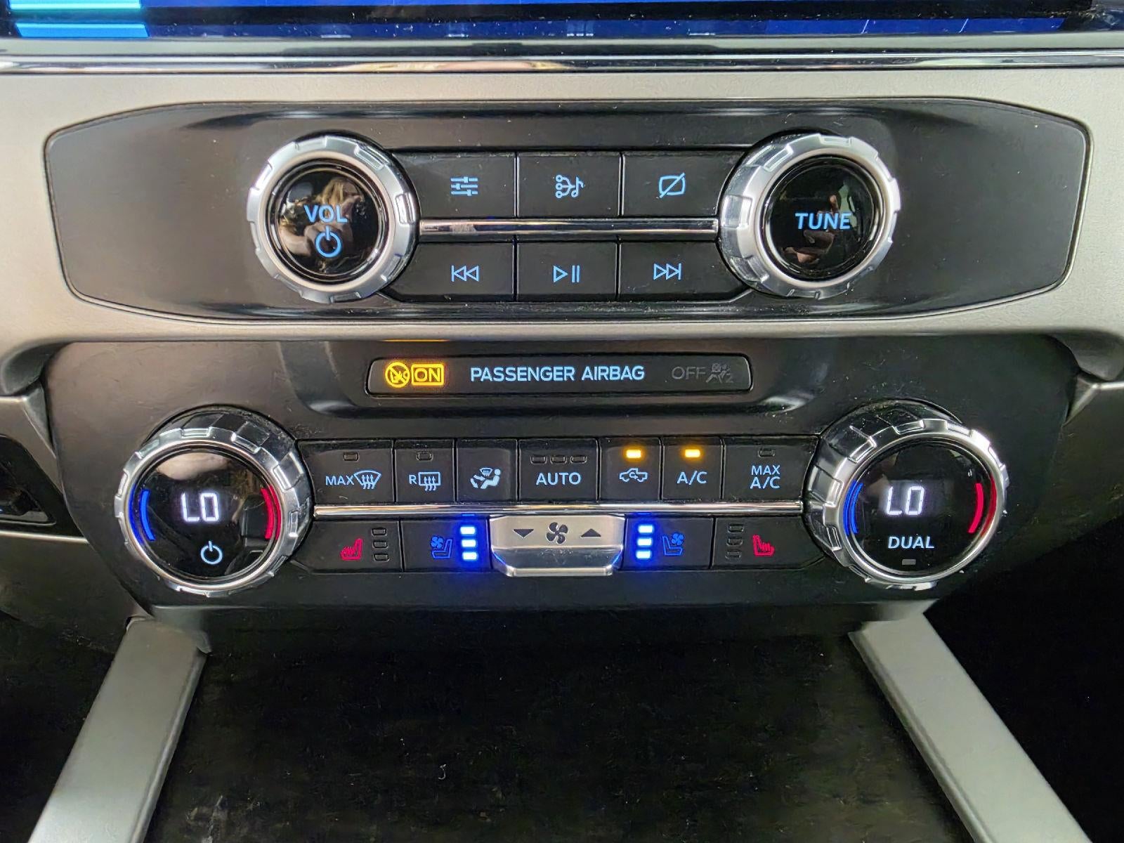 2022 Ford Super Duty F-250 SRW LARIAT