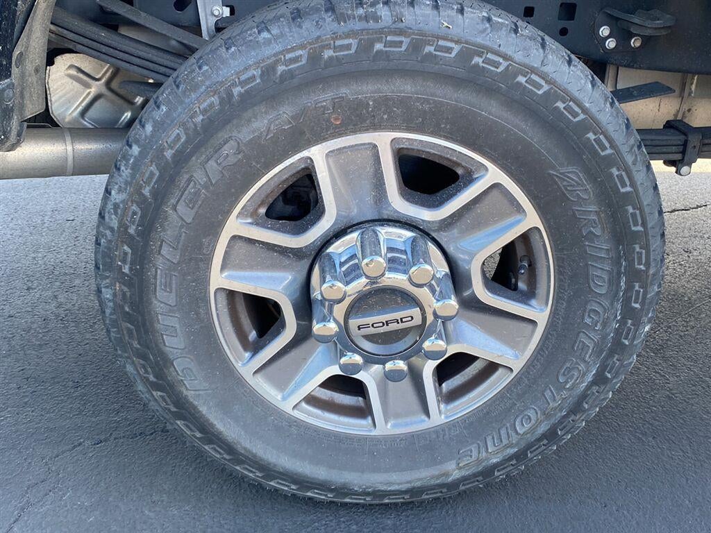 2024 Ford Super Duty F-350 Lariat