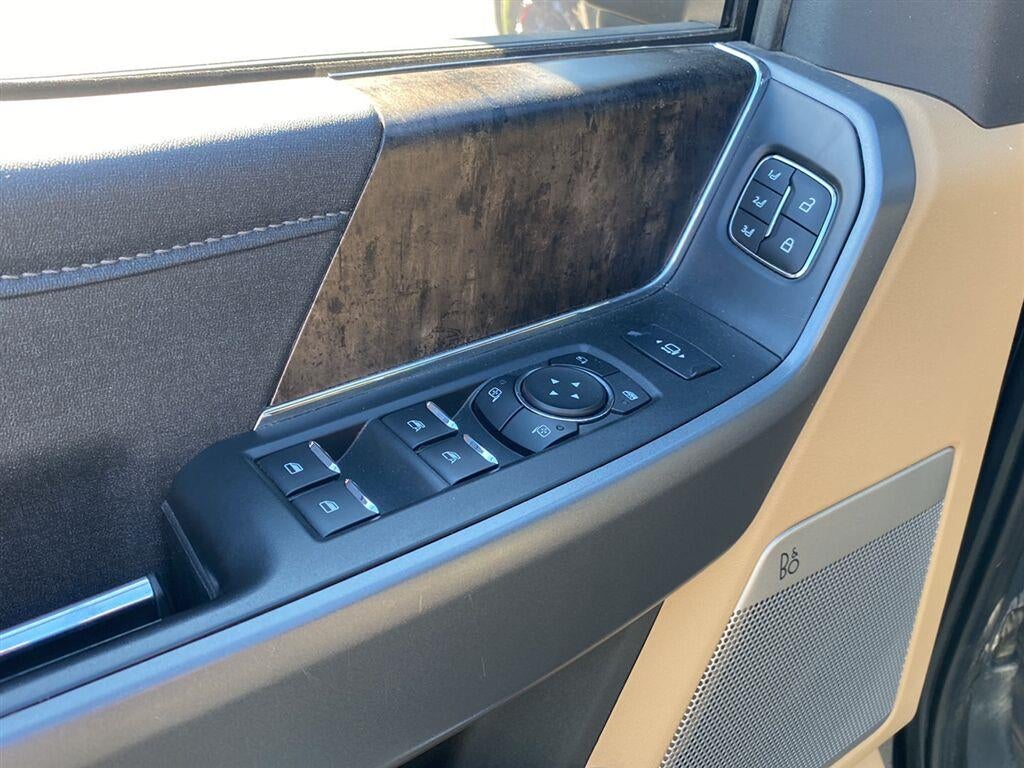 2024 Ford Super Duty F-350 Lariat