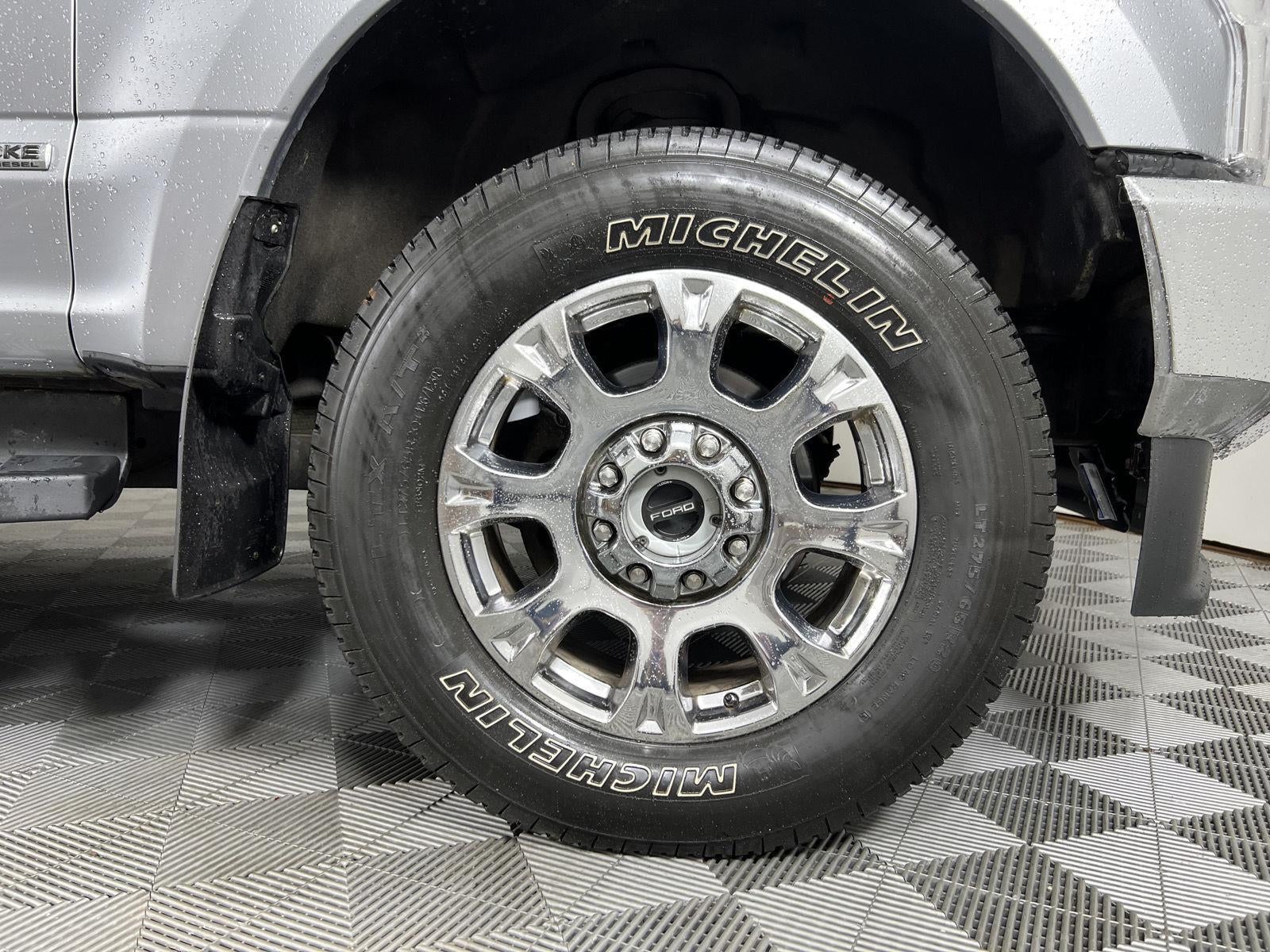 2022 Ford Super Duty F-350 Lariat