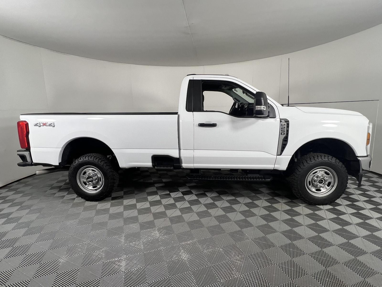 2024 Ford Super Duty F-250 SRW XL
