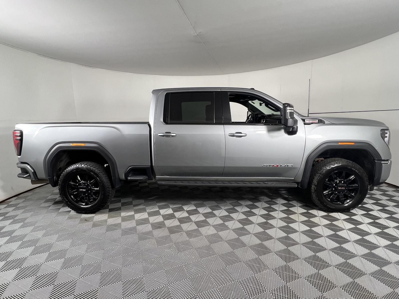 2025 GMC Sierra 2500HD AT4