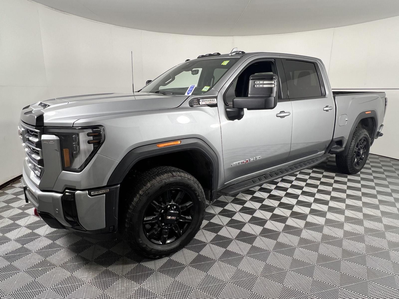 2025 GMC Sierra 2500HD AT4