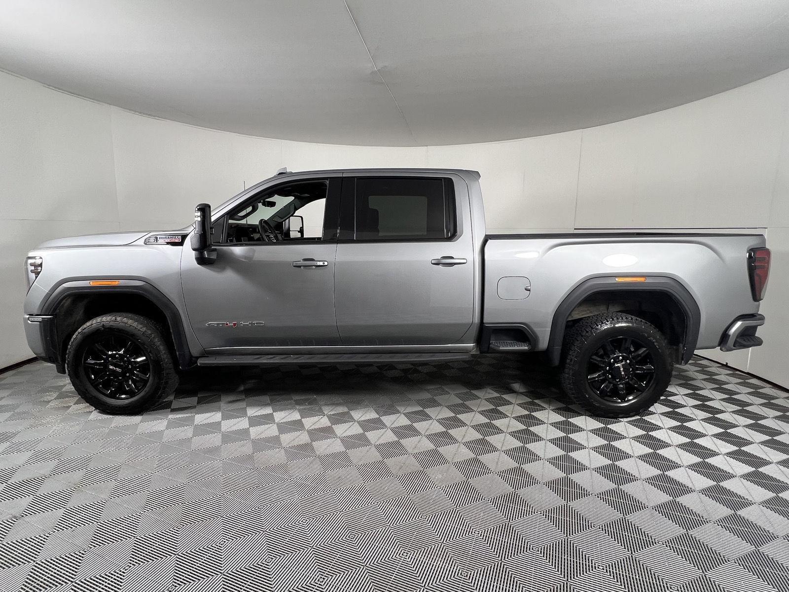 2025 GMC Sierra 2500HD AT4
