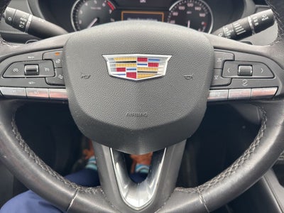 2023 Cadillac XT4 Premium Luxury