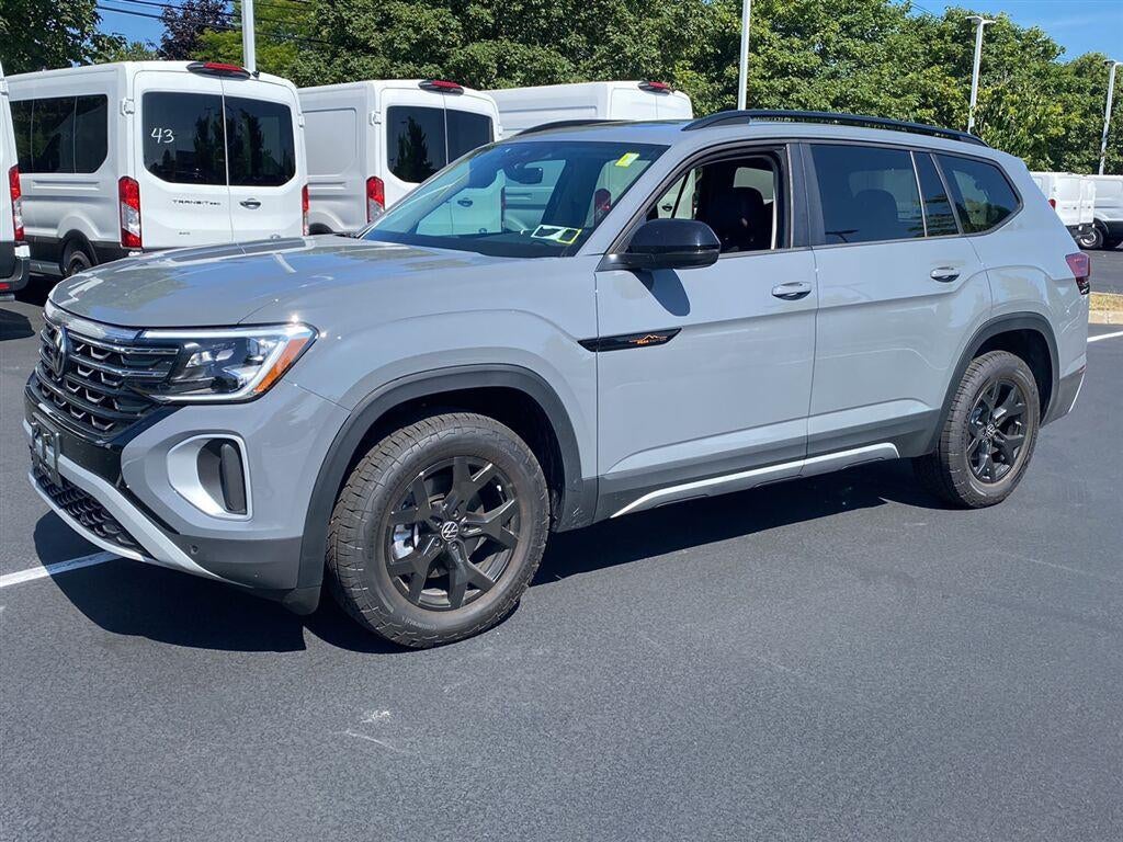 2026 Volkswagen Atlas 2.0T Peak Edition