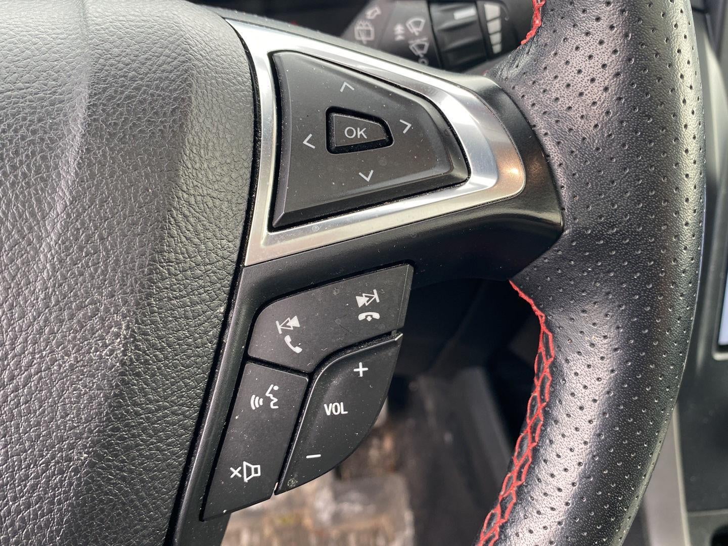 2022 Ford Edge ST-Line