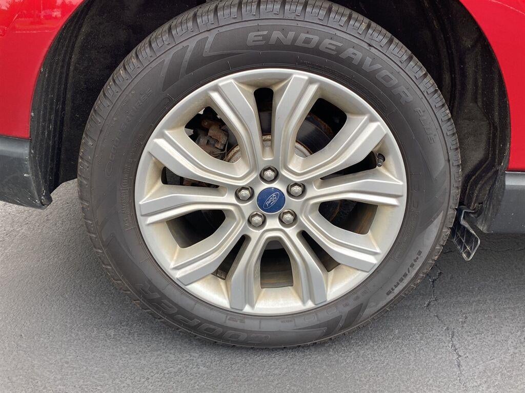 2020 Ford Edge Titanium