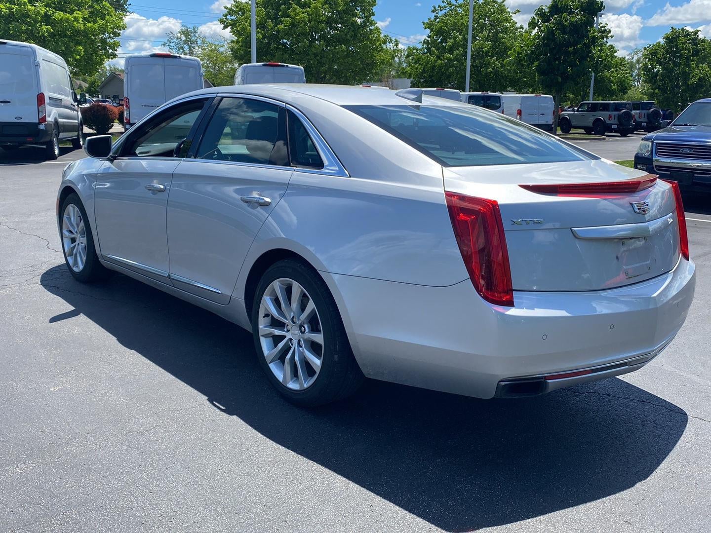 2016 Cadillac XTS Luxury Collection