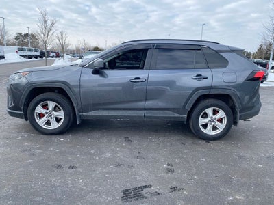 2019 Toyota RAV4 LE