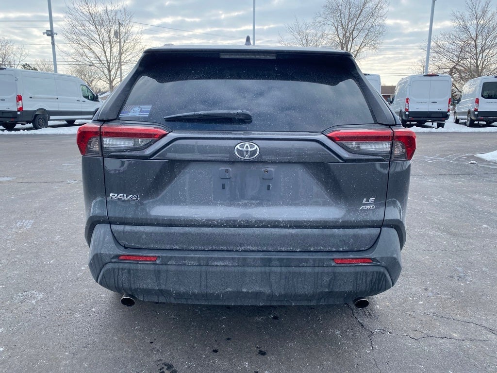 2019 Toyota RAV4 LE