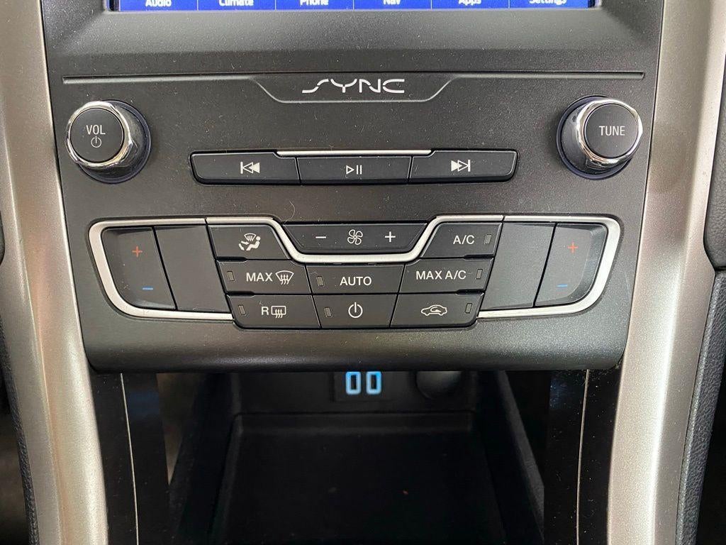 2020 Ford Fusion Hybrid SE