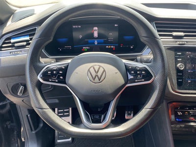 2023 Volkswagen Tiguan SE R-Line Black