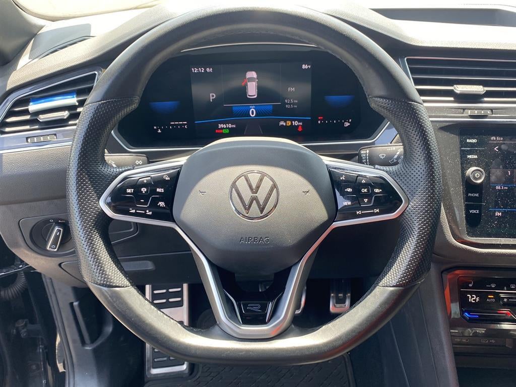2023 Volkswagen Tiguan SE R-Line Black