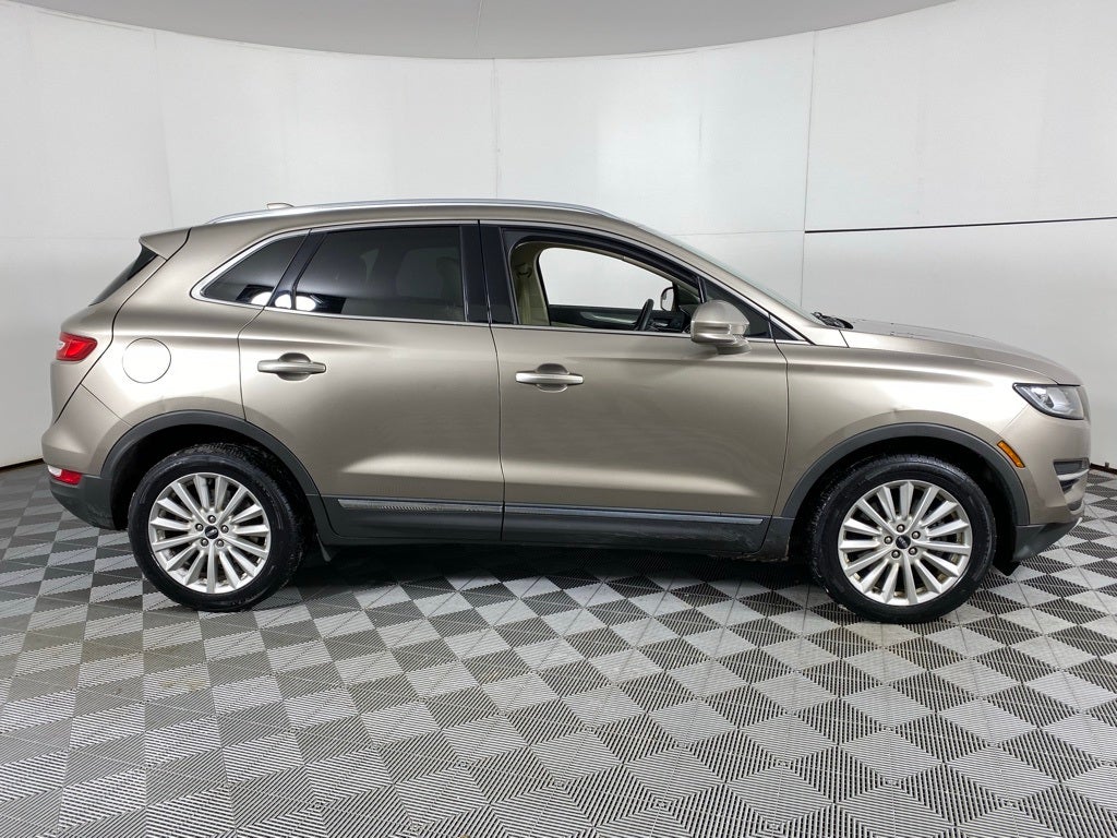 2019 Lincoln MKC Standard